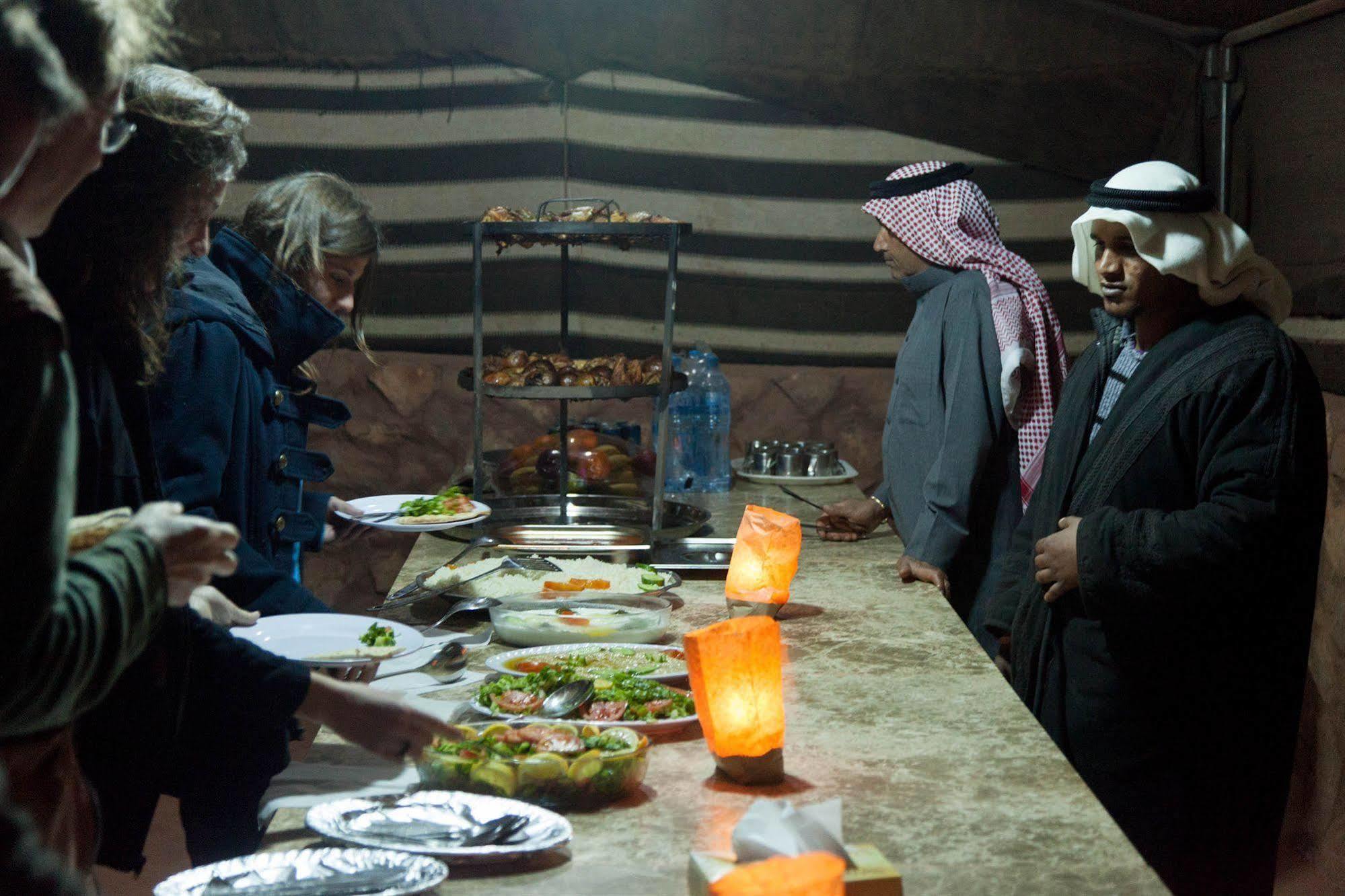 Wadi Rum Caravan Camp Εξωτερικό φωτογραφία